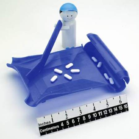 Ambidextrous Pill Counter 7-3/4 X 6-1/4 X 1-1/2 Inch, Polyethylene, With Spatula